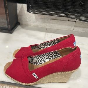 Toma wedge spadrilles new size 8.5